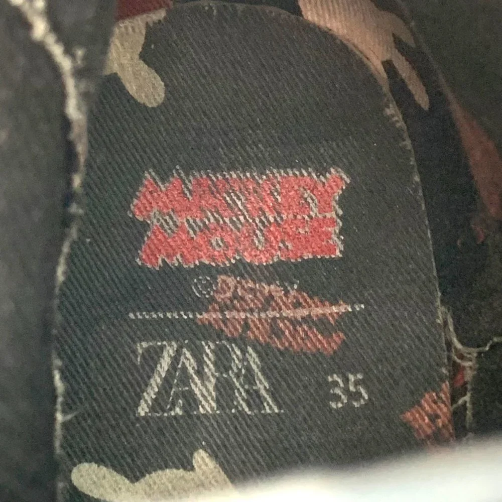 ZARA‎ X DISNEY Faux Patent Leather Zip Rain Boots